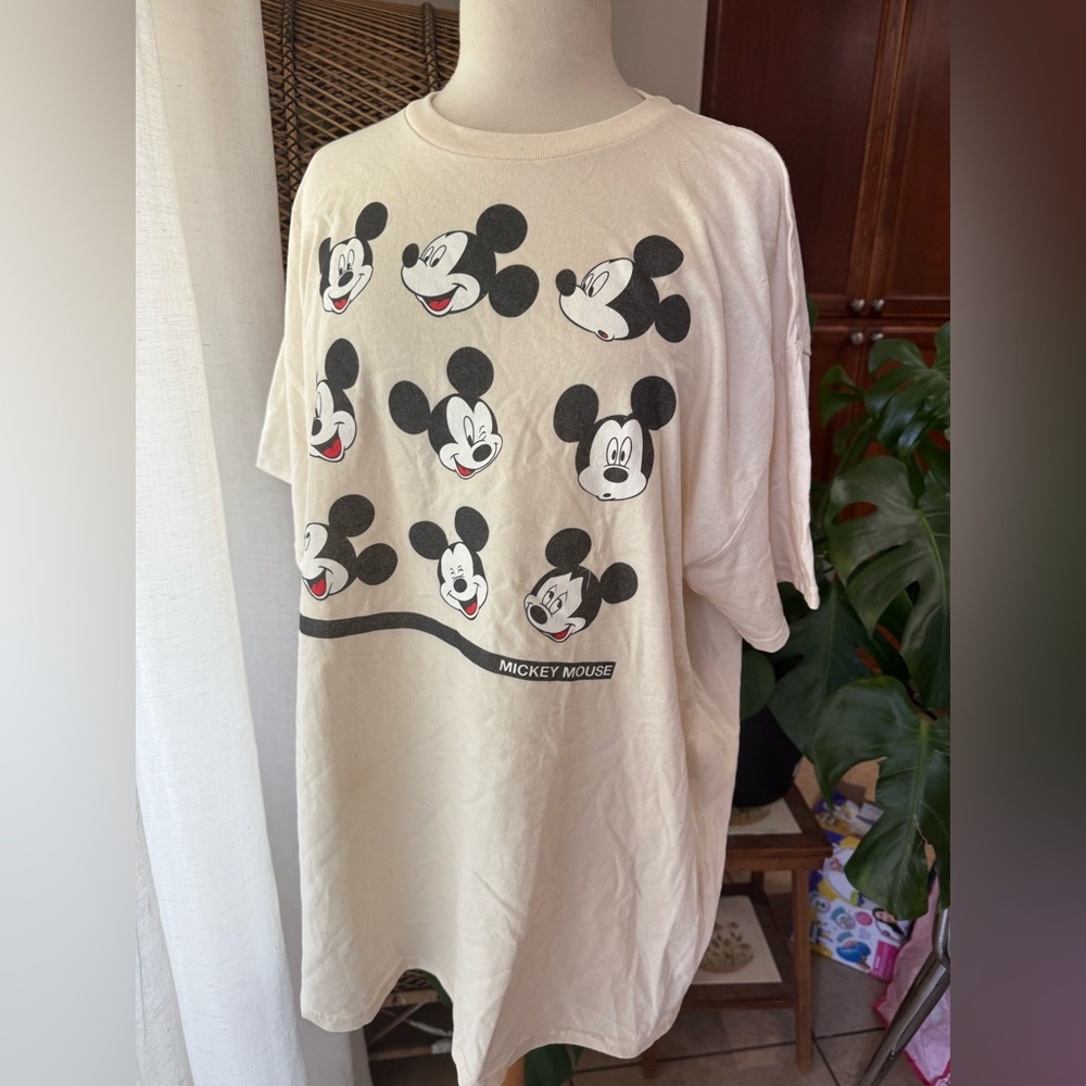 Disney Mickey Mouse White T-Shirt